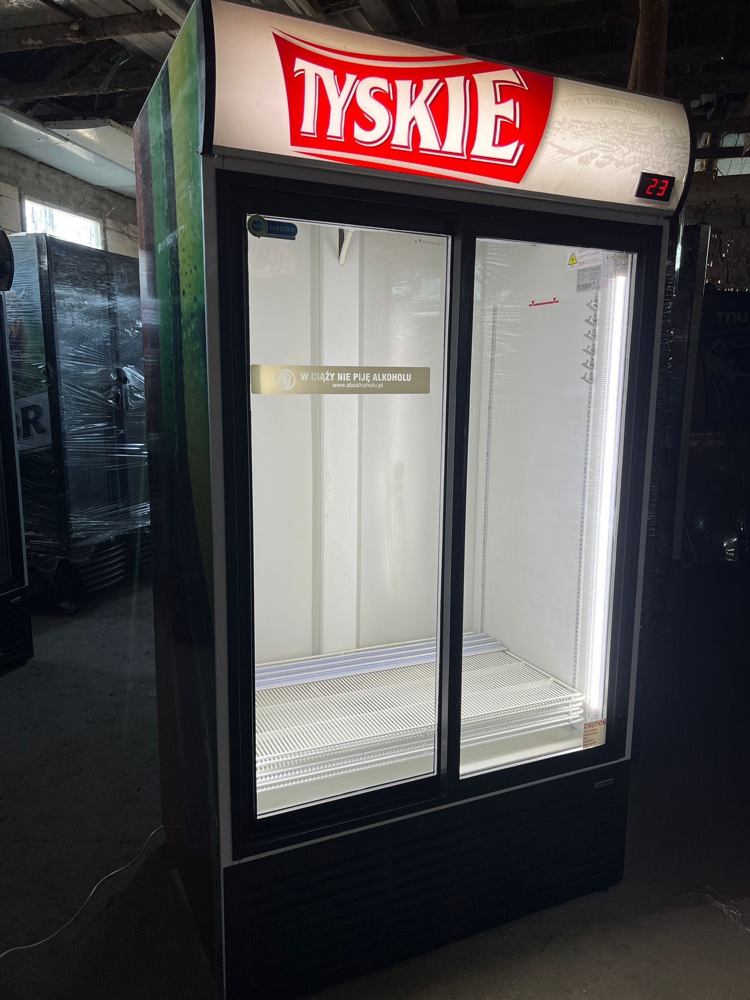 Vitrină frigorifică dublă din exponate magazin