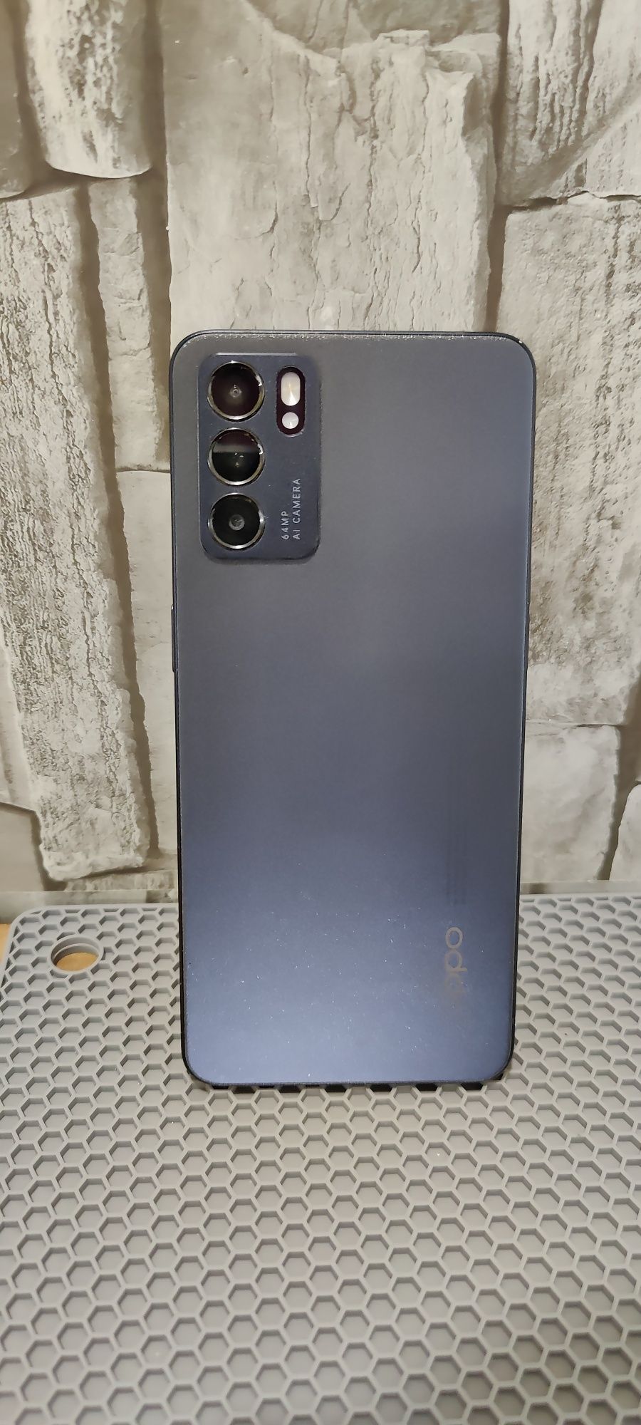 Oppo Reno 6 5G Dual-Sim 16Gb Ram