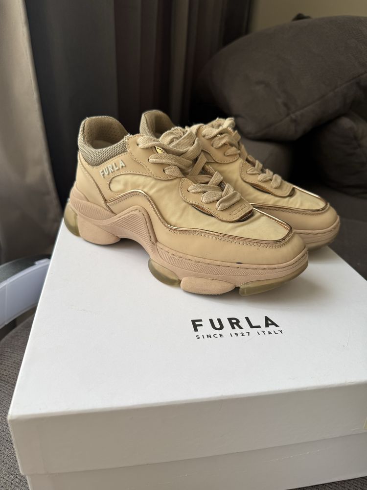 Маратонки Furla