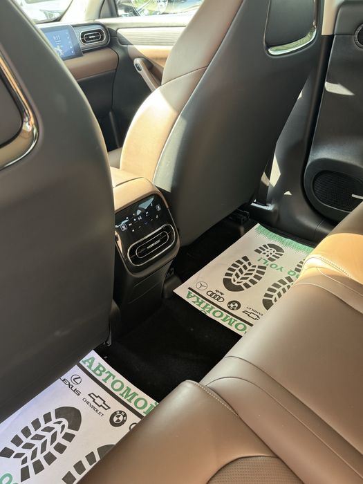 Leapmotor c11 смарт в идальном состянии 2023 года с запас ходом 650 к