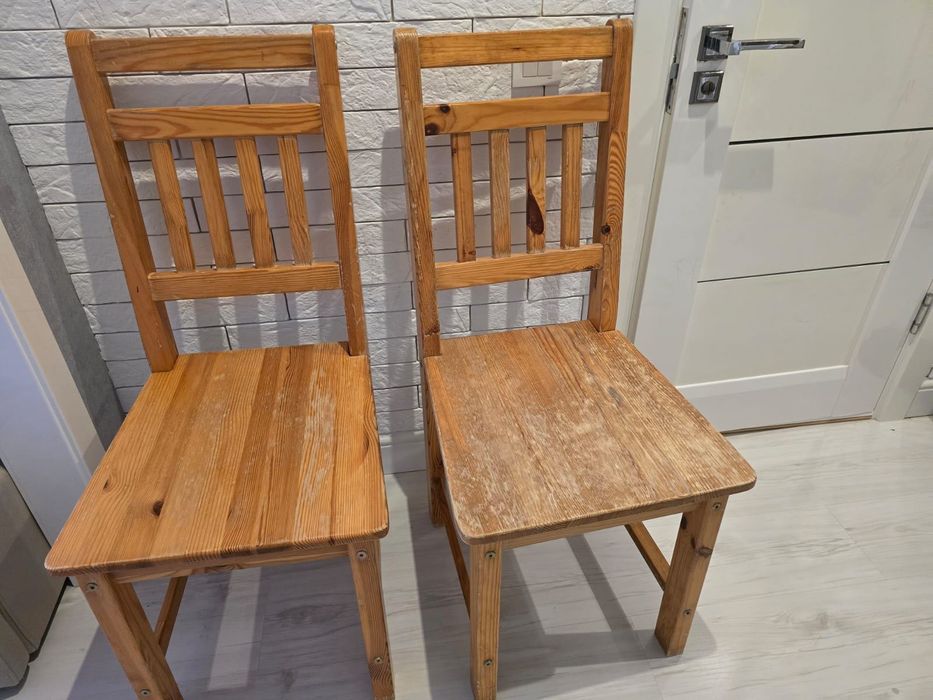 стул деревянный в хорошем состоянии