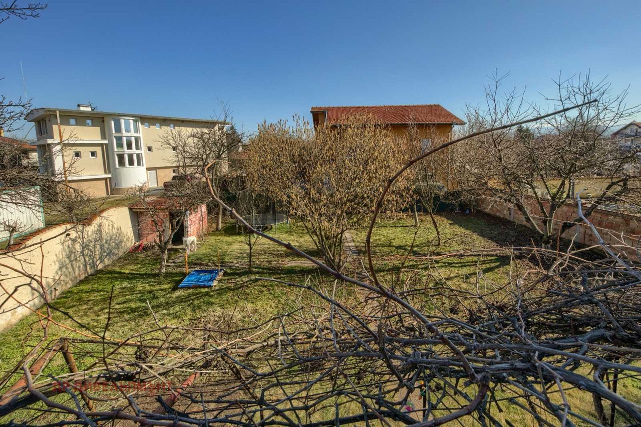 Продава се Къща в с. Житен, Област София-град - 335 кв.м за 851 €/кв.м - Снимка #14