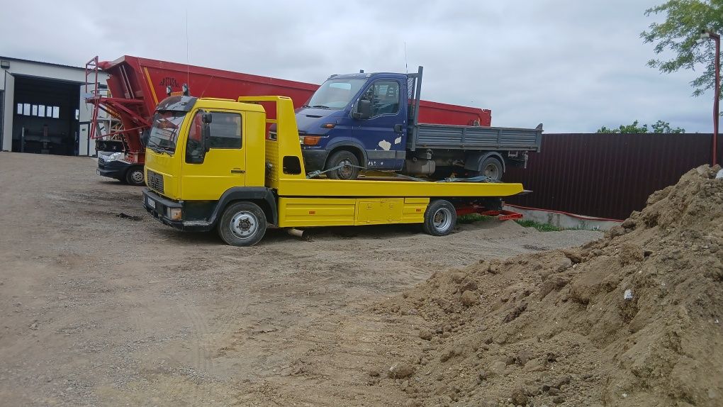 Autoplatforma  hidraulica man
