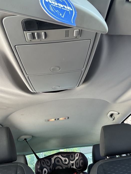 Претапициране на автомобилни тавани и колонки,холови гарнитури,мебели