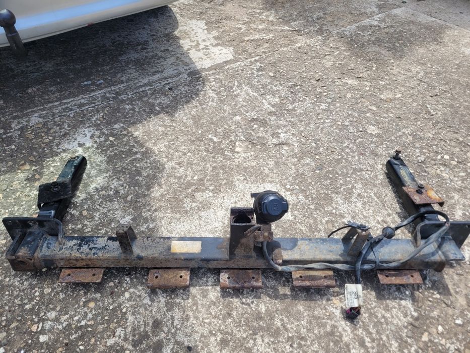 Vand carlig remorcare pt.Opel Astra h ,Marca Oris,cu instalatie electr