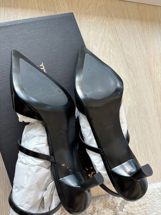 Vand pantofi cu toc,massimo dutti, negri, noi