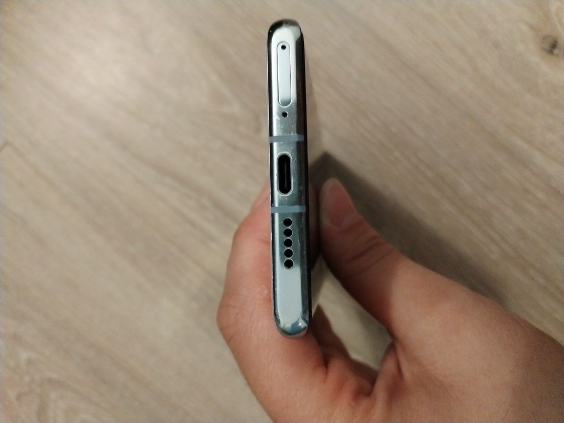 Vand telefon Huawei P30 Pro