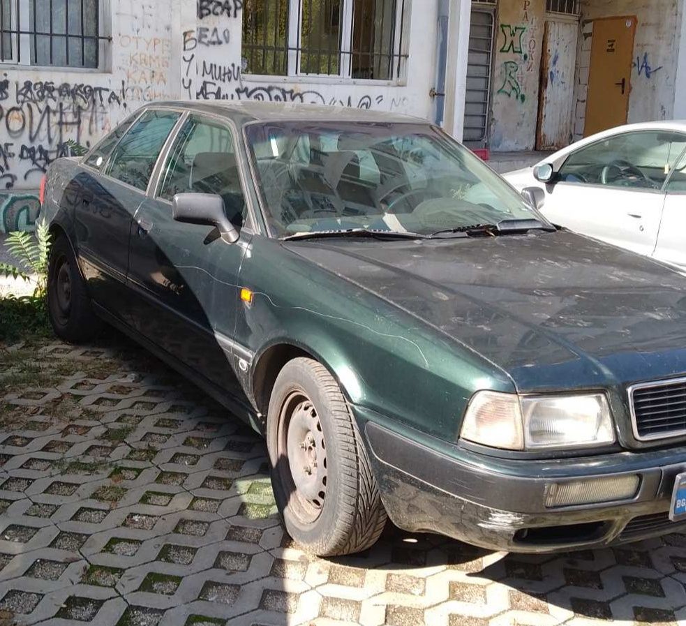 Продава се Audi 80 B4