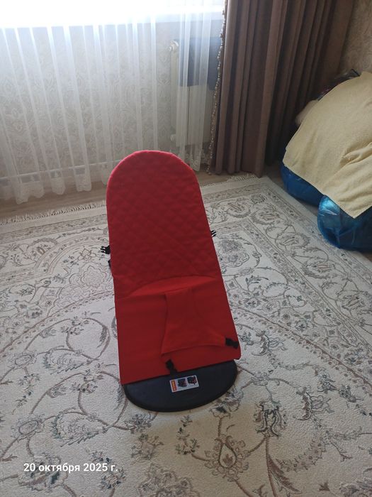 Продаётся детский шезлонг. В хорошем состояние.