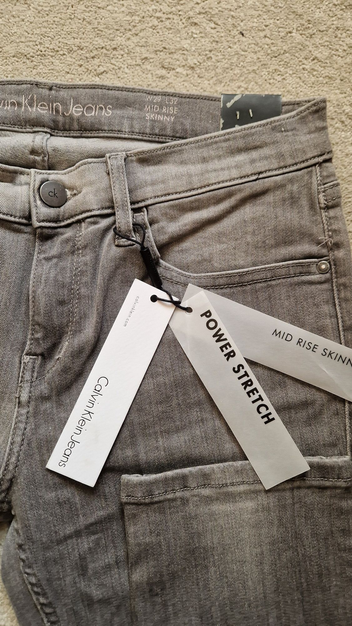 Blugi Calvin Klein, NOI, cu eticheta