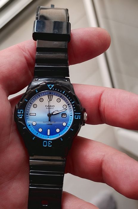 Casio lrw-200h-2evdr