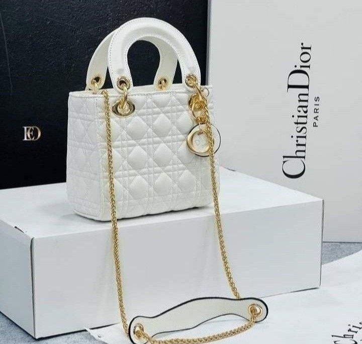 Genti mini model Lady,diverse culori,accesorii metalice aurii, saculet