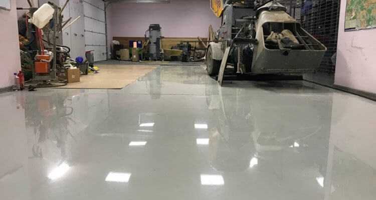 Эпоксидные полы под ключ по договору заливка пола  покраска пола