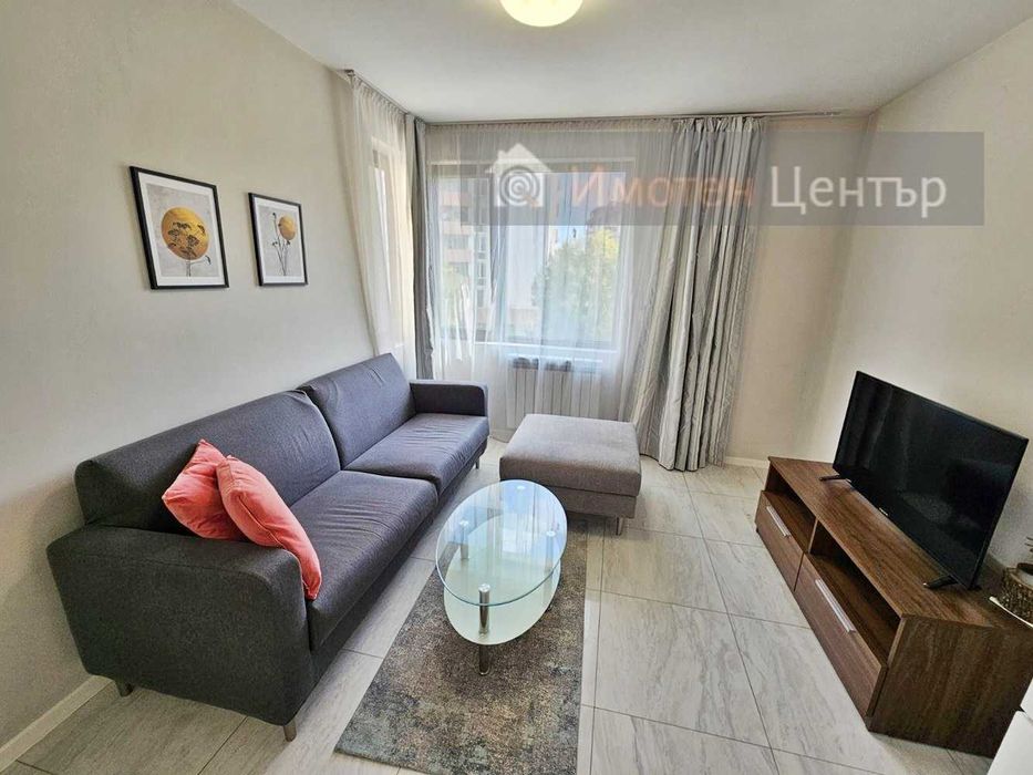 Дава се под наем Двустаен апартамент в София, Студентски град - 65 кв.м за 612 € - Снимка #1