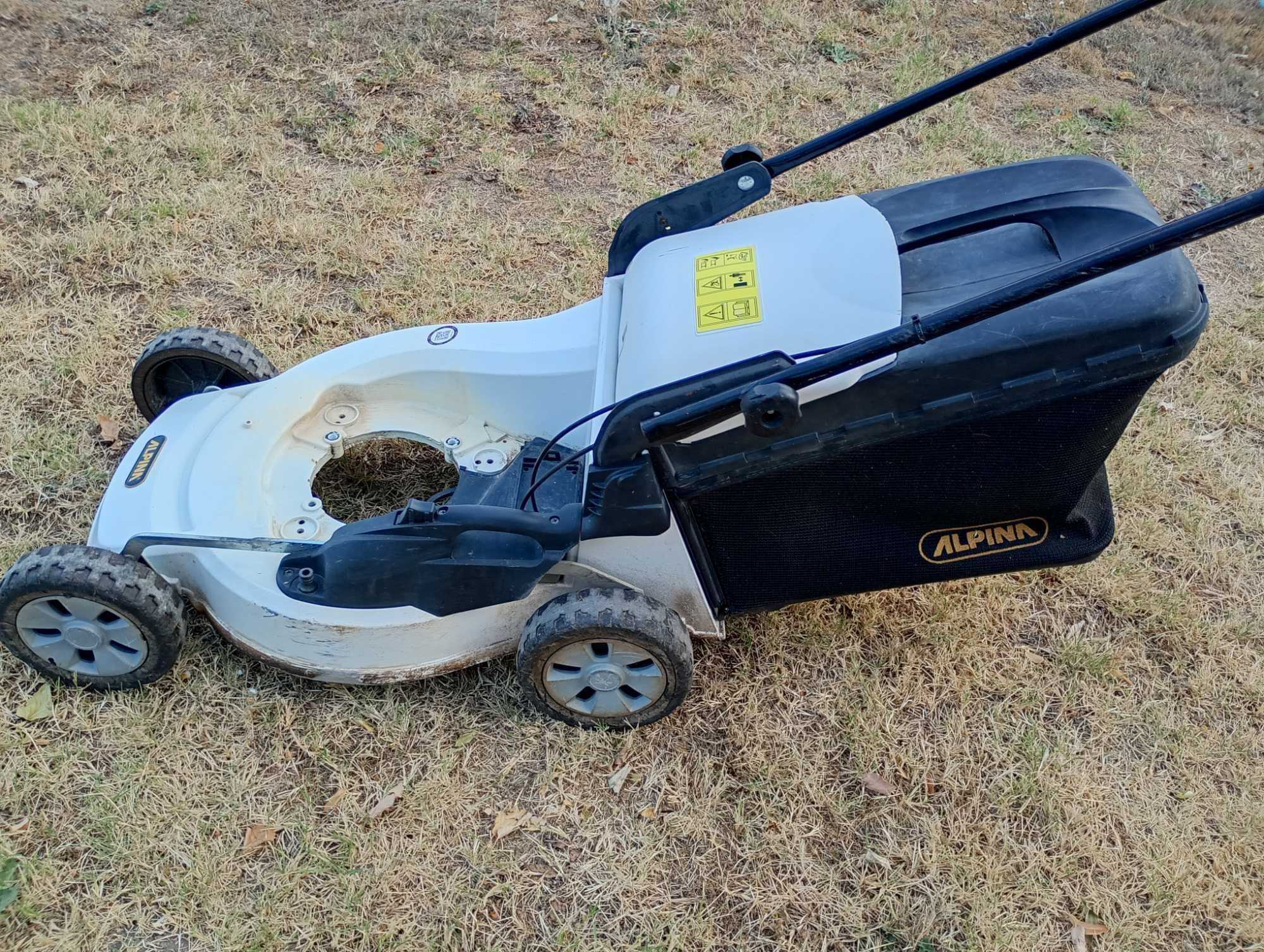 Alpina Briggs & Stratton алуминиев корпус за самоходна косачка.