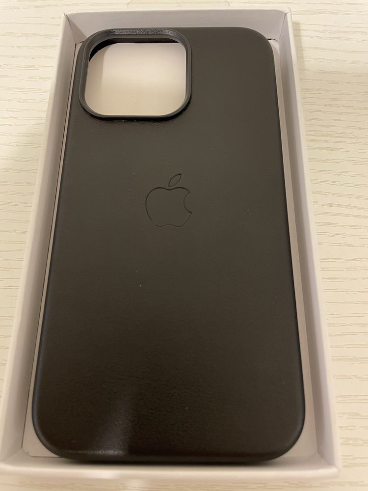 Husa piele / Leather case negru iPhone 13 Pro originala