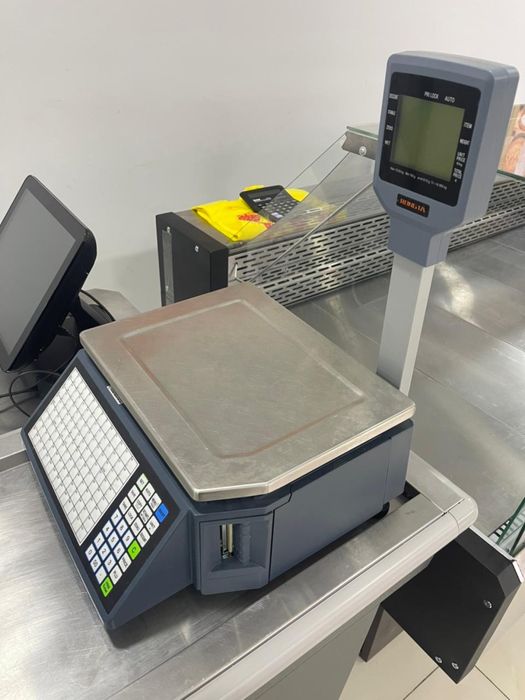 Продается почти новый Весы