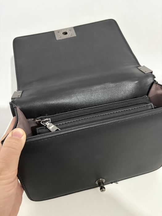 Geanta neagra piele eco si blana artificiala