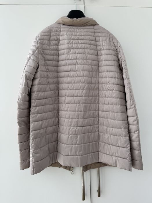 Продам стильную куртку