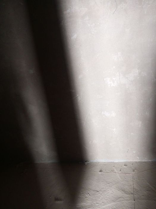 3 etaj 3 xonali 98kvadrat kvartira sotiladi