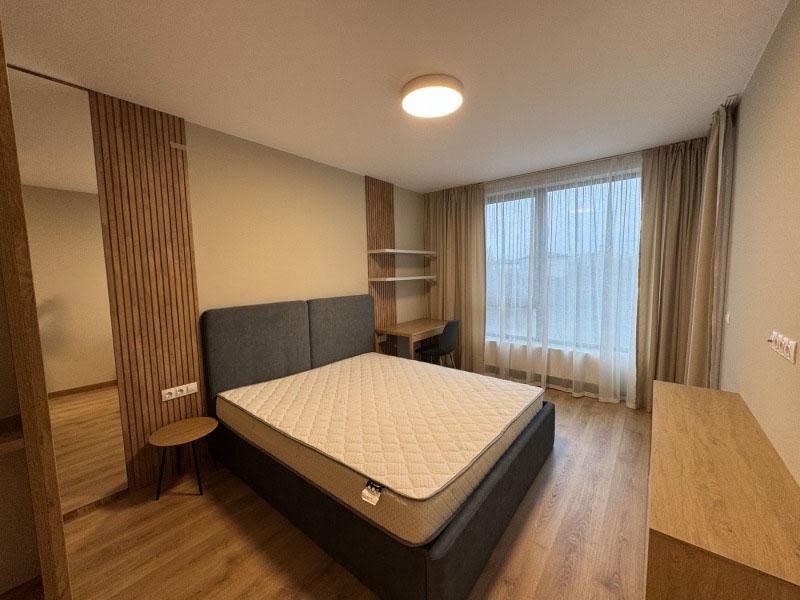 Тристаен апартамент под наем в ж.к. Дианабад, 2210822