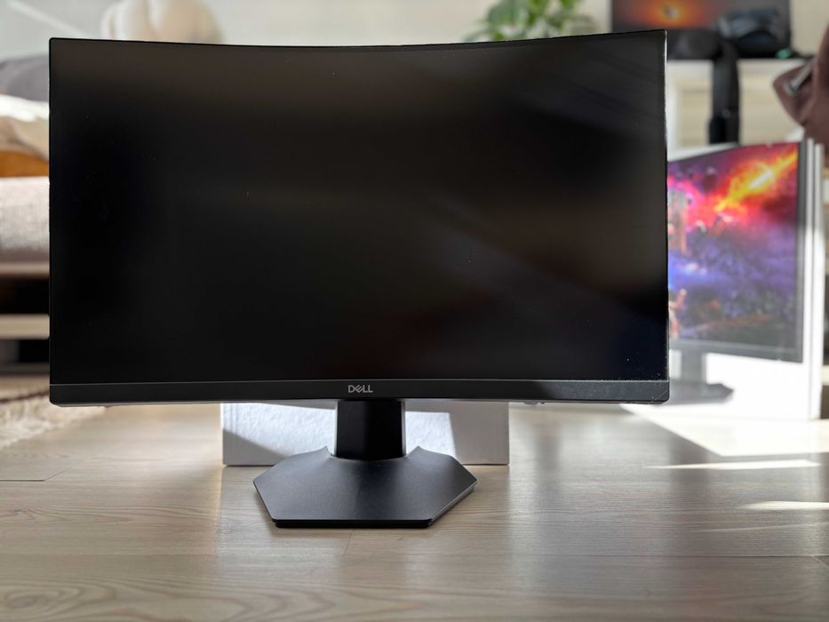 Монитор - Dell 24 Curved Gaming Monitor - S2422HG