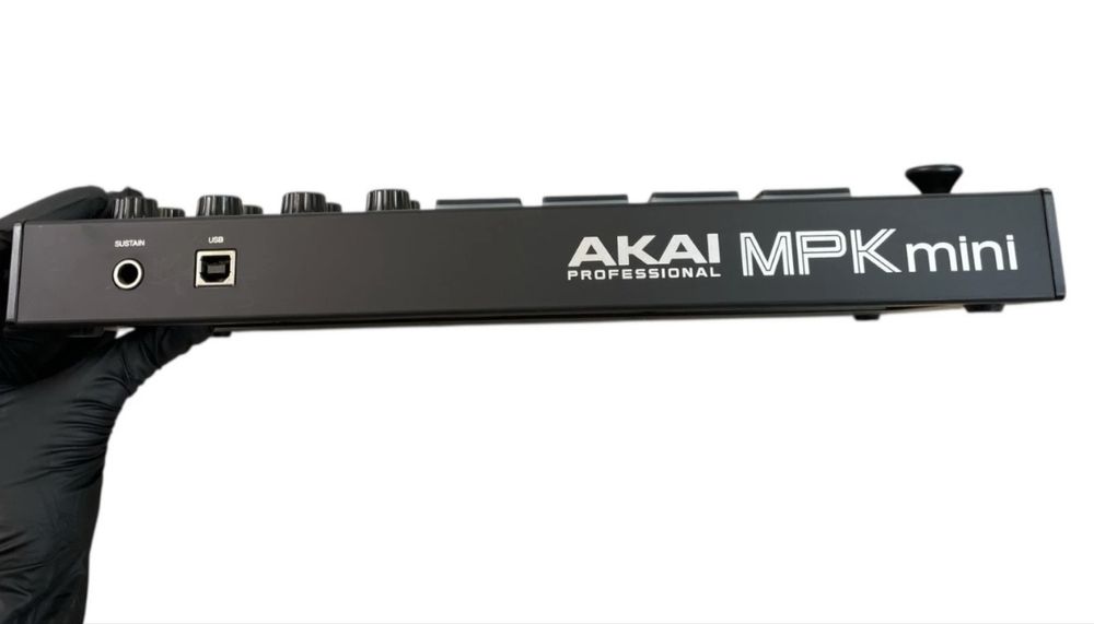 Midi - клавиатура Akai Pro MPK mini MK3 Black новый