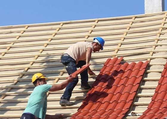 Vopsim Acoperisuri, Montaj Acoperis Tigla, Montaj Ferestre Velux