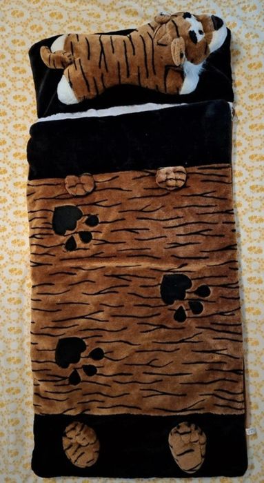 Sac dormit calduros vacanta iarna