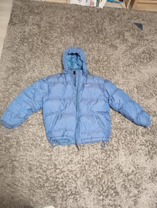 Vând geaca Nike puffer jacket mărimea L bărbați