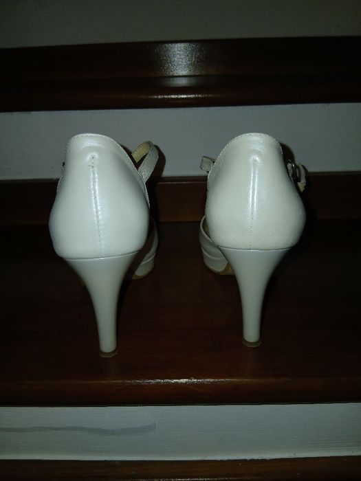 Pantofi de damă cu toc, mărimea 40