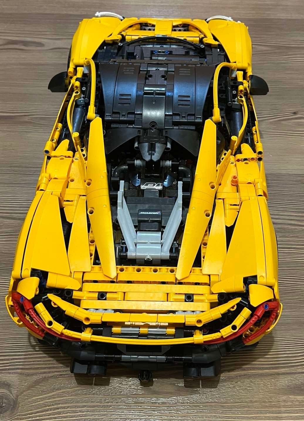 LEGO® Technic McLaren P1 ™ в мащаб 1:8