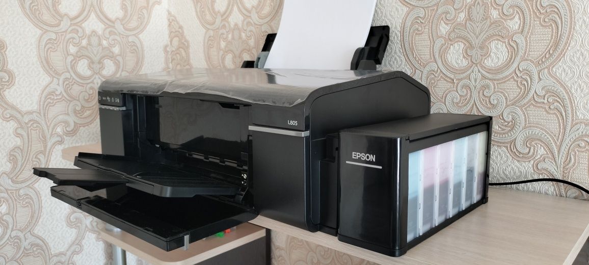 Epson L805 в идеальном состоянии
