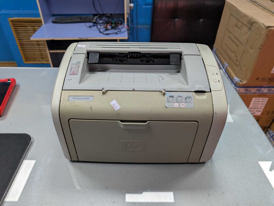 Принтер HP LaserJet 1020
