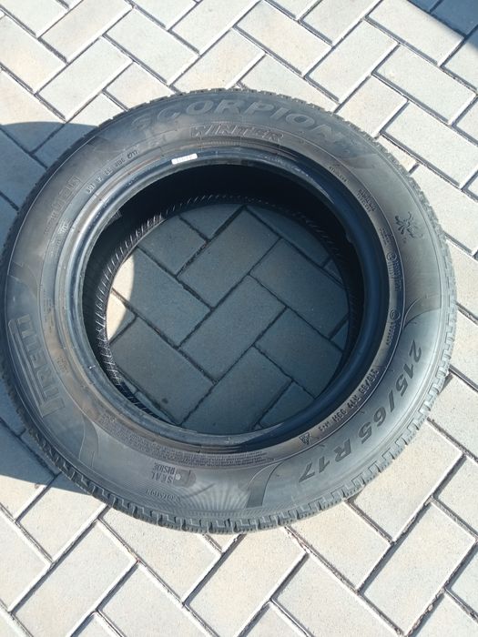 Anvelope iarna Pirelli scorpion 215/65 R17   4 bucăți