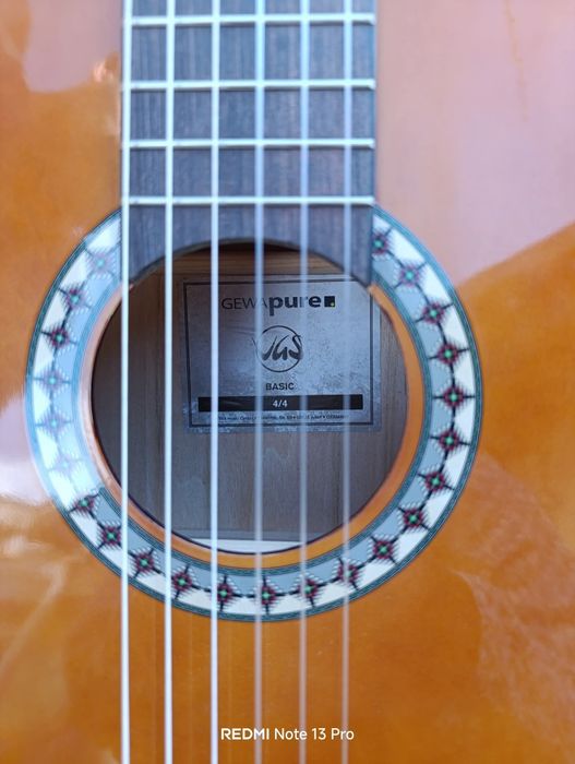 Класическа китара
Цена 120 лв