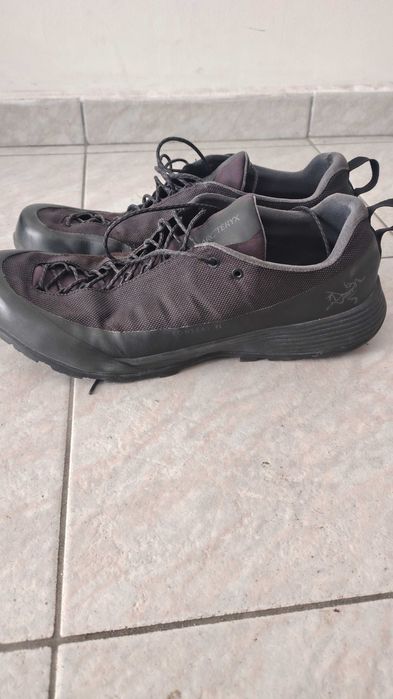 Мъжки обувки arc teryx