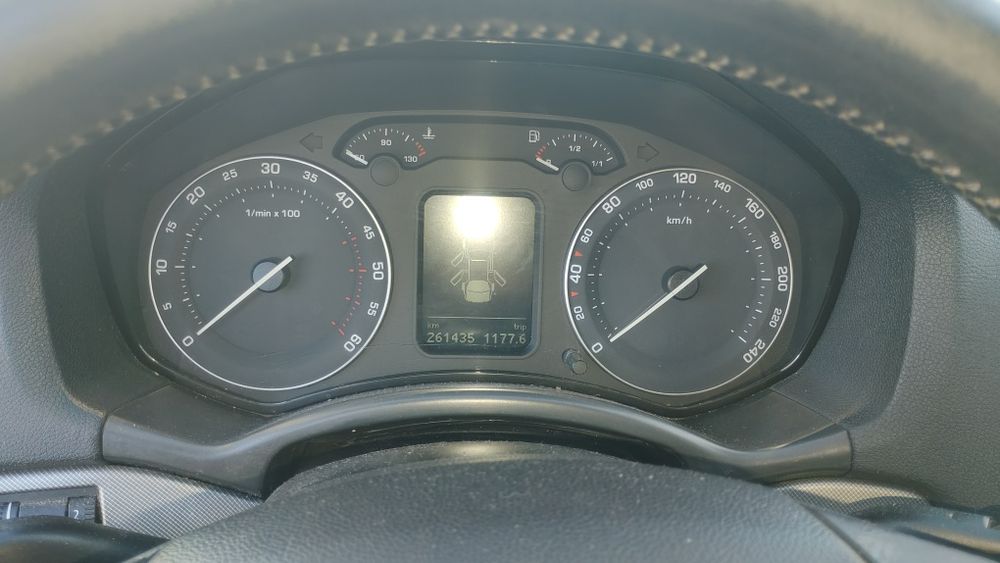 Шкода Октавия 4×4 комби 2006 г. 105 коня. Само на части.