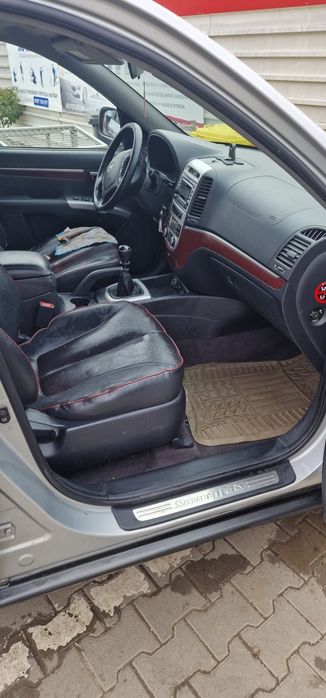 Schimb cu ATV sau moto Hyundai Santa Fe 4x4 Autoutilitar
