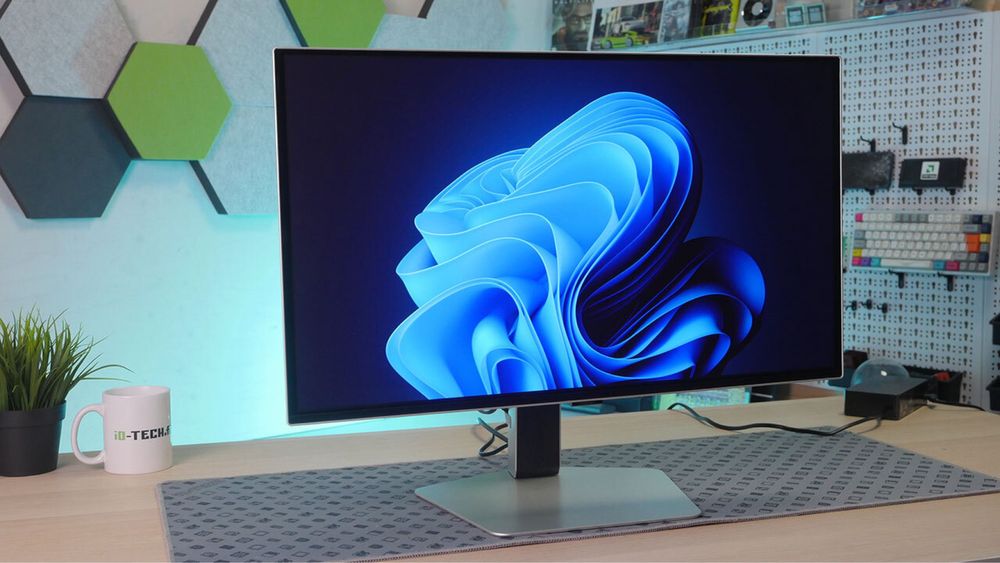 Продаю монитор Samsung G6 OLED