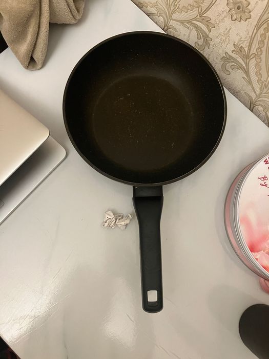 Продам сковородку глубокую в хорошем состоянии (Куркмаз (Турция))