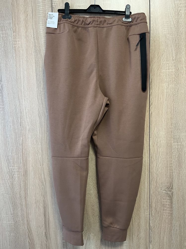Nike tech fleece
