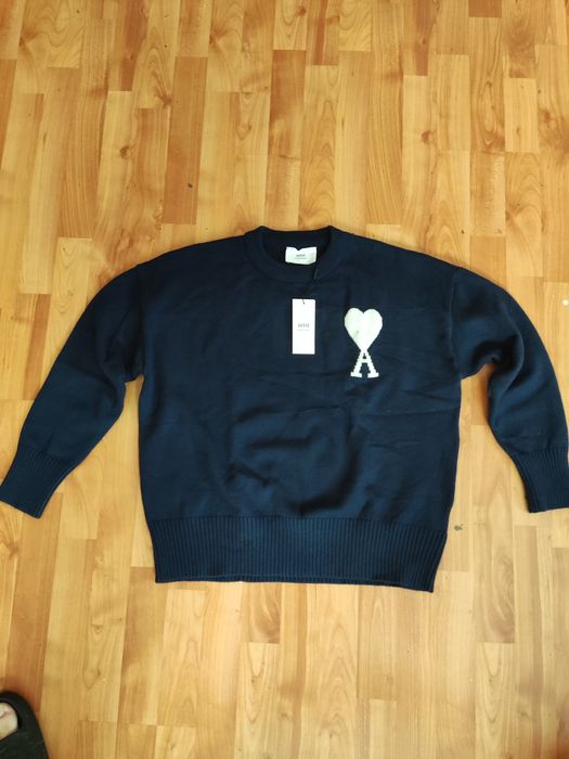 Ami Paris sweater