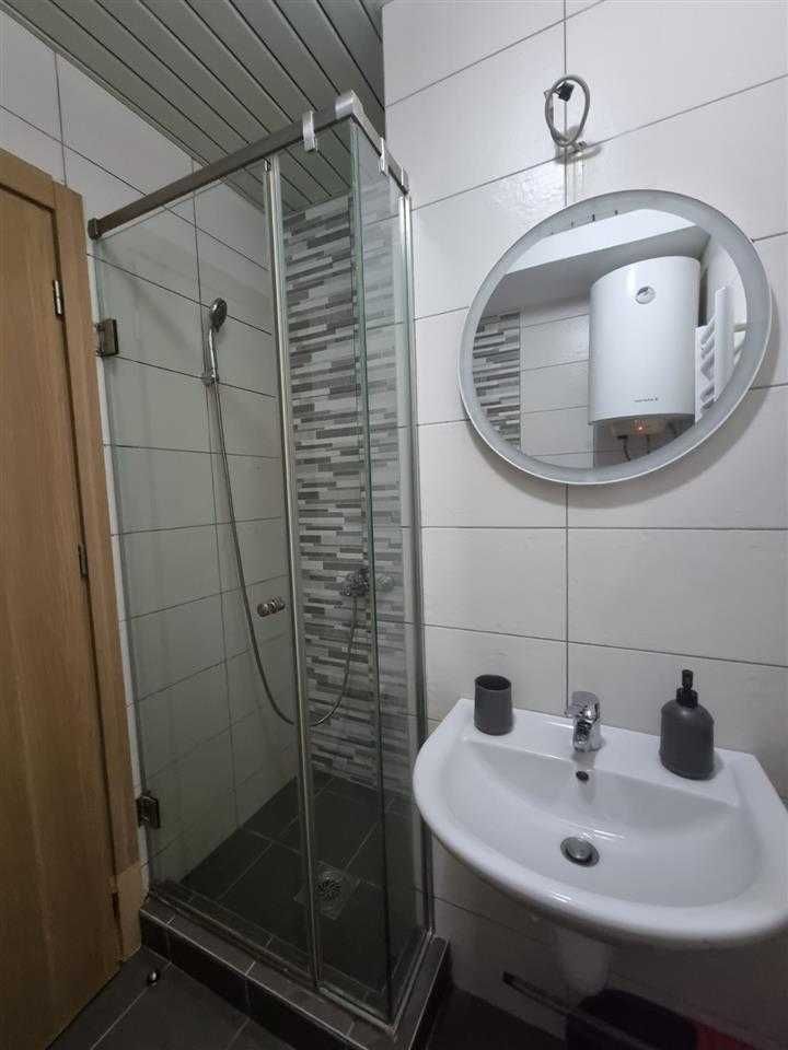 Дава се под наем Двустаен апартамент в София, Център - 60 кв.м за 448.8 € - Снимка #5