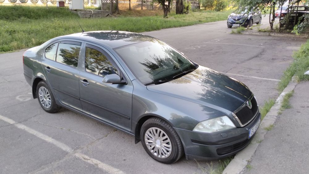 SKODA OCTAVIA 2,1,6 FSI,an 2006,,2200 Euro E