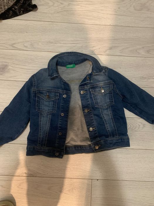 Marsupiu Ergobaby Omnibreeze + haine copil, paturici și Pampers nr 6