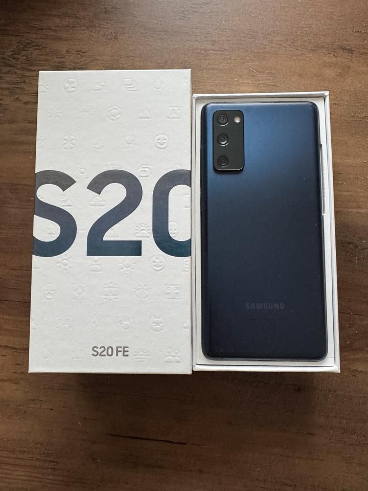 Samsung s20 fe /128/Gb