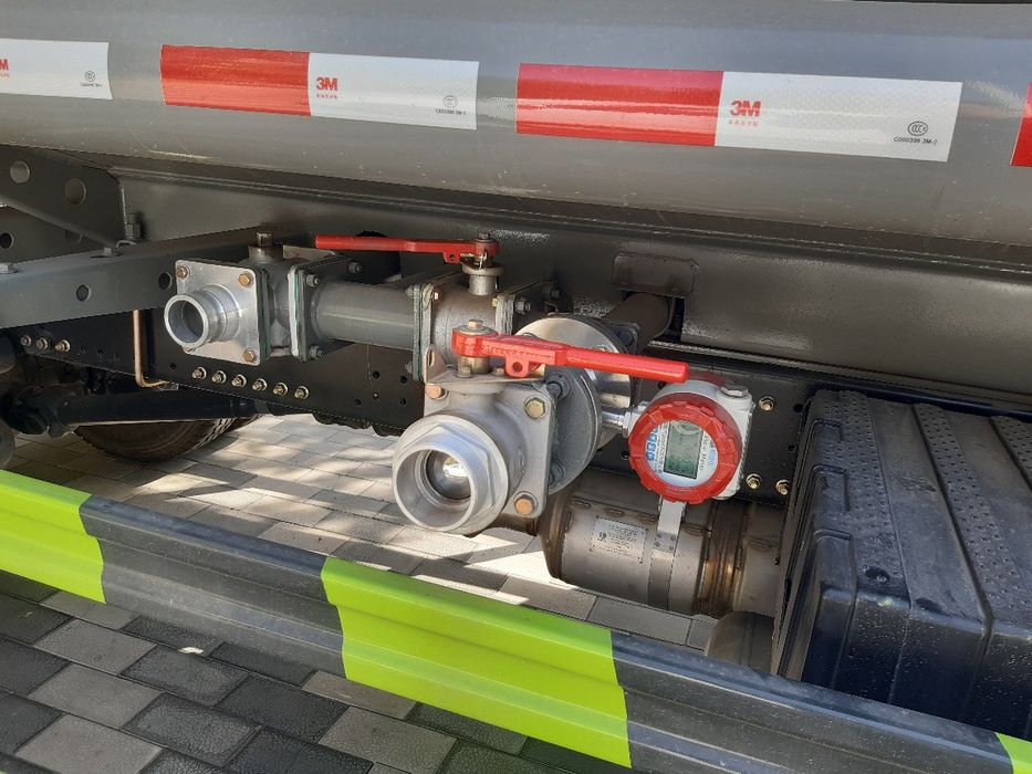 SHACMAN водовоз 15 куб.м юкори сифатли 2025й, howo водовоз етказилади