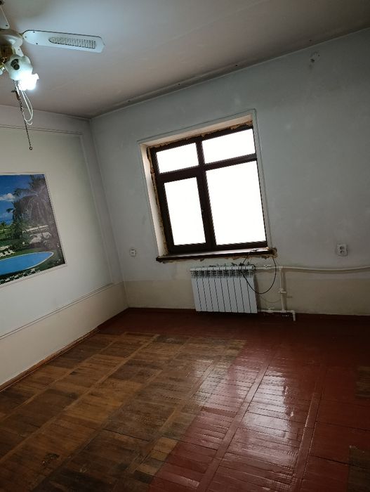 Срочно 3 хоналик арзон нархда сотилади.