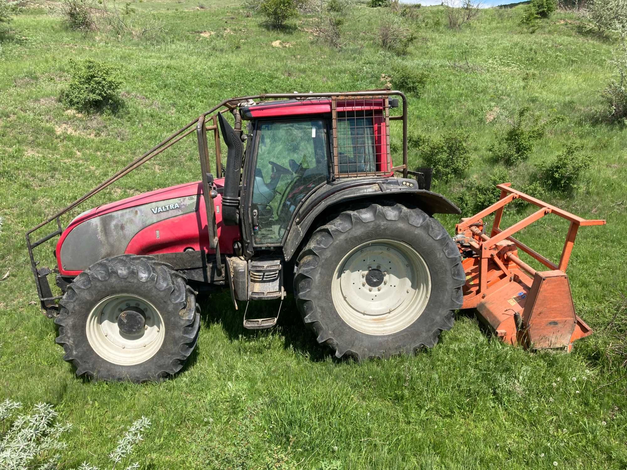 Curatare si defrisare teren industrial, agricol sau rezidential